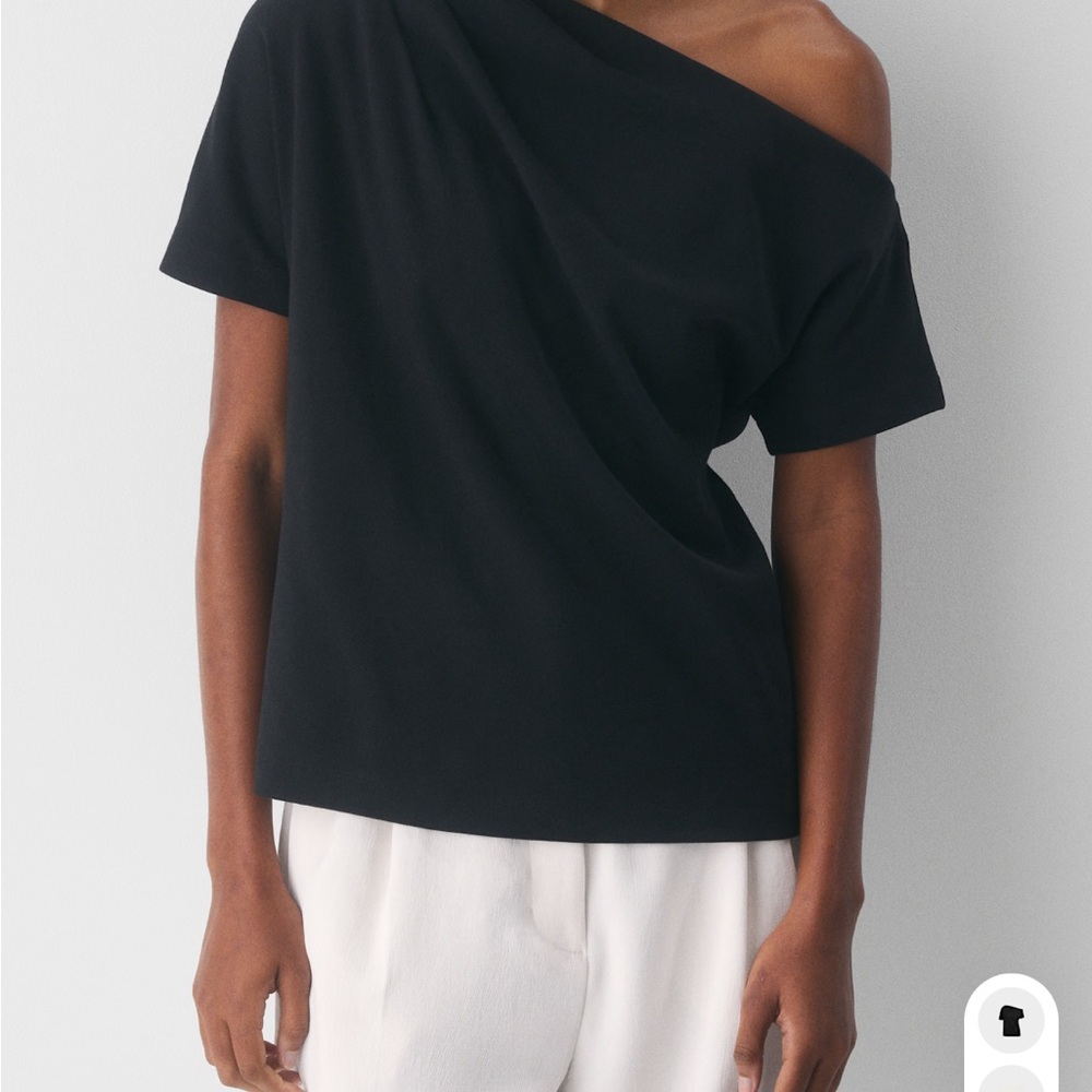 Aritzia Babaton Interlock Soft Script Top